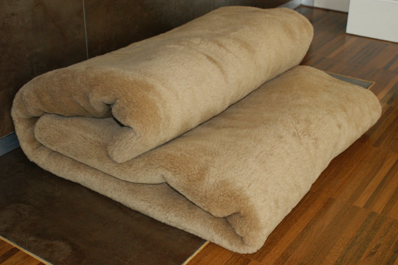 Kołdra wełniana Camel z wełny wielbłądziej Kasztan 200x200