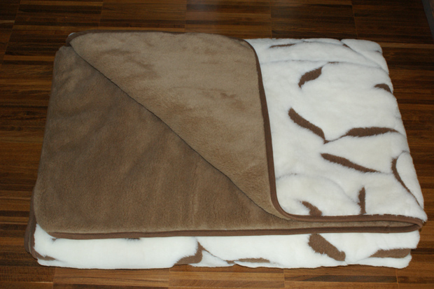 0156 Kołdra z wełny Camel Ciemny + Kaszmir Benjamin Brązowy 200x200
