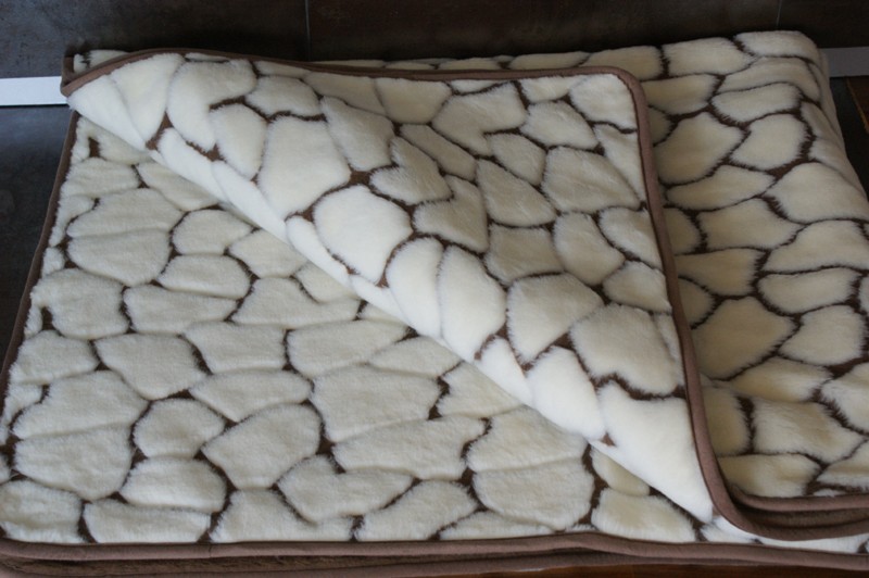 0285 Kołdra z wełny Camel Ciemny + Kaszmir Żyrafa 140x200