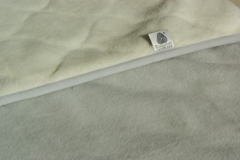 Pościel z wełny Alpaki Silver Kaszmir Caro 220x200 + Podkład wełniany