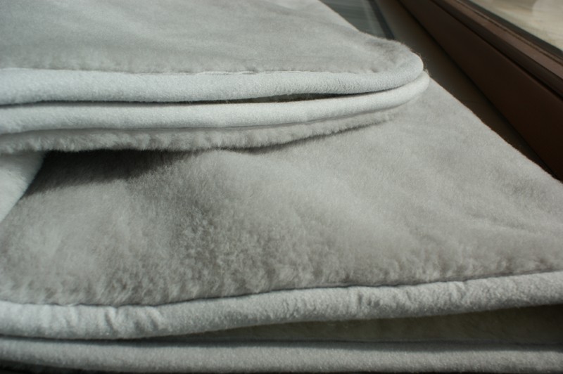 0803 Podkład z wełny Alpaki Silver 90x200