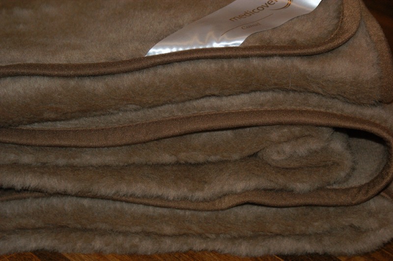 0834 Podkład z wełny Camel Ciemny Królewski 180x200