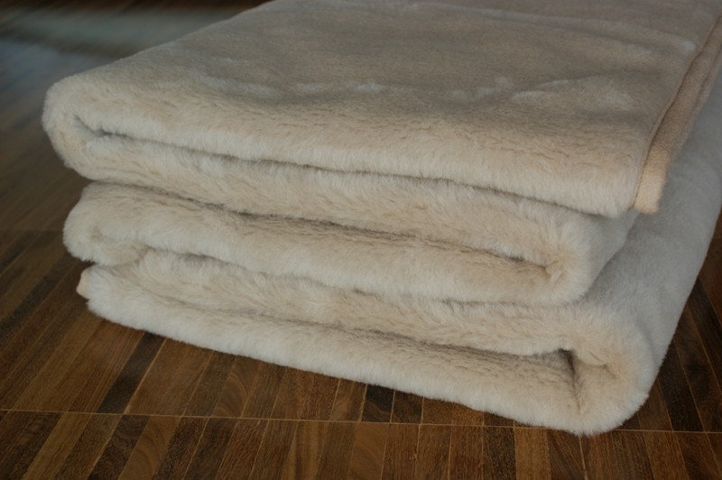 0843 Podkład z wełny Camel Jasny Light 140x200