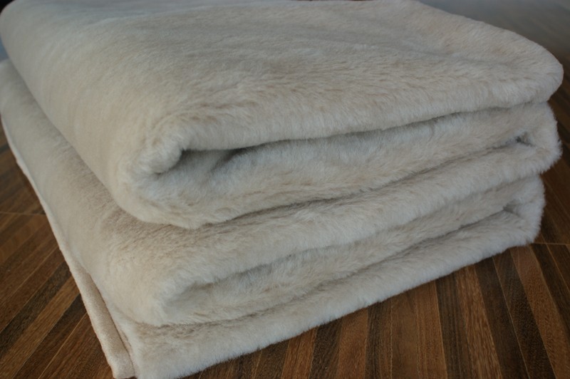 0845 Podkład z wełny Camel Jasny Light 140x200