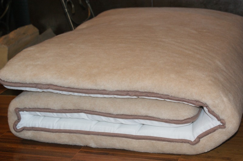 0983 Materac z wełny wielbłądziej Camel Jasny Mega Gruby 140x200