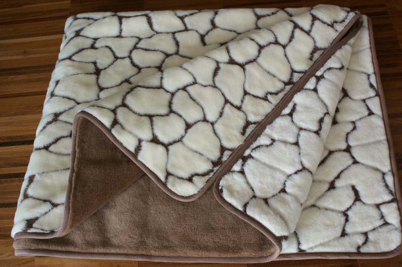 Pościel z wełny Camel Ciemny + Kaszmir Żyrafa 160x200 + Materac wełniany