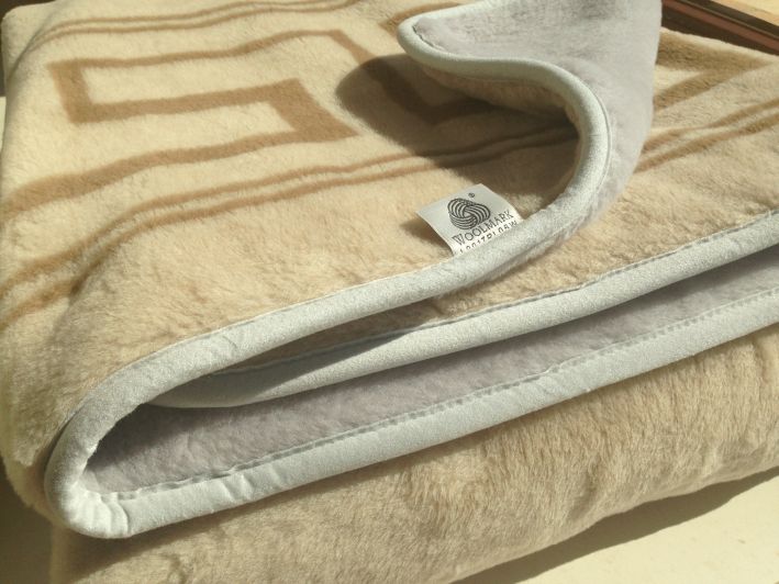 2320 Kołdra z wełny Alpaki Silver Camel Greka 140x200