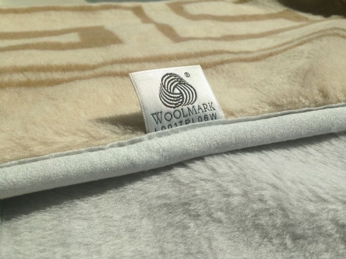 2322 Kołdra z wełny Alpaki Silver Camel Greka 140x200