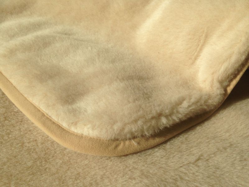 Pościel wełniana Camel z wełny wielbłądziej Jasna Greka 240x200 + Podkład wełniany