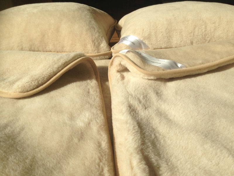 2 Pościel wełniana Camel z wełny wielbłądziej Cappuccino 180x200 + Materac wełniany