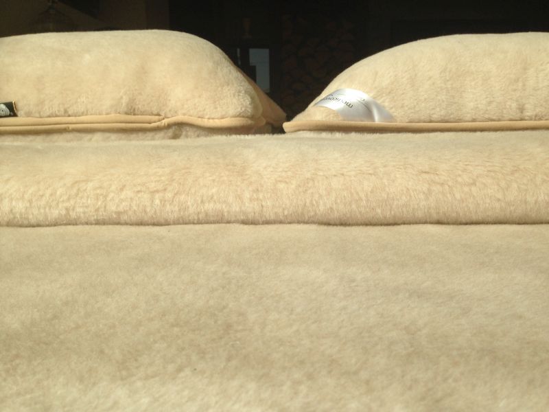 3 Pościel wełniana Camel z wełny wielbłądziej Cappuccino 180x200 + Materac wełniany