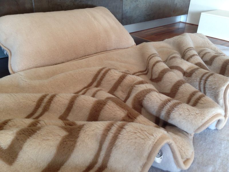 5 Pościel z wełny Alpaki Alpina Camel Greka 140x200 + Materac wełniany