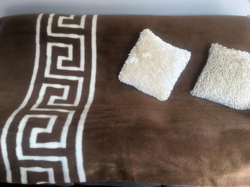 Koc wełniany Camel z wełny wielbłądziej CIEMNY GREKA 140x200