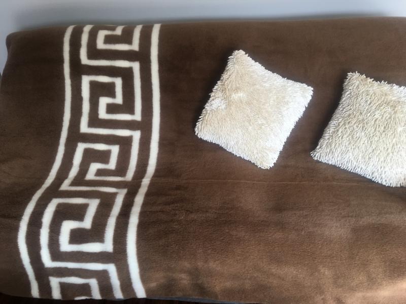 Koc wełniany Camel z wełny wielbłądziej CIEMNY GREKA 140x200