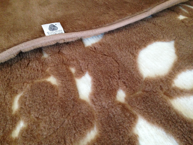 134 Pościel wełniana Camel z wełny wielbłądziej Biała Lilia 140x200