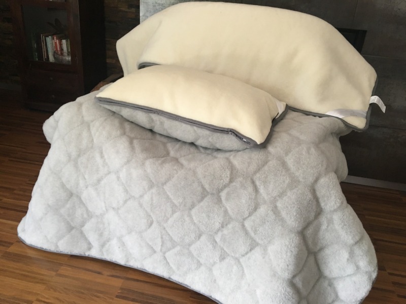 Pościel z wełny Alpaki Silver Caro Kaszmir Gładki 140x200 + Materac wełniany