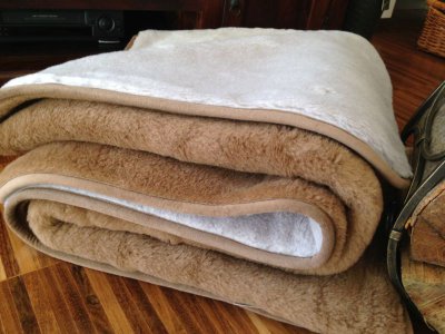 zdjecie-glowne-3094 Kołdra z wełny Alpaki Alpina Camel Ciemny 240x200