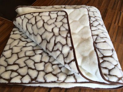 zdjecie-glowne-5866 Kołdra z wełny Kaszmir Giraffe + Kaszmir Caro 180x200