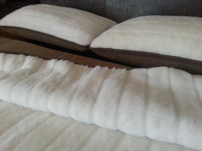 zdjecie-glowne-7443 Pościel z wełny Camel Ciemny + Kaszmir Pasy 160x200 + Materac wełniany