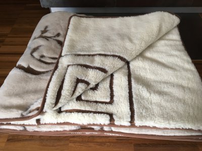 zdjecie-glowne-8211 Kołdra z wełny Merynos Tumbler Greka + Camel Jasny Boho 140x200