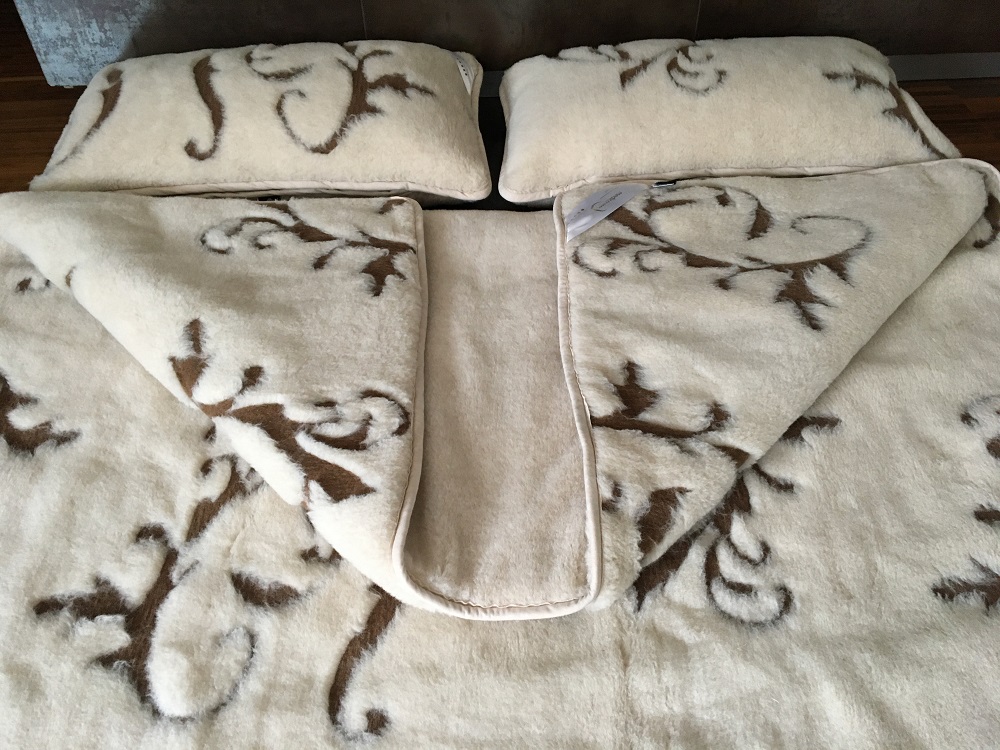 Pościel wełniana Camel z wełny wielbłądziej Boho 240x200 + Podkład wełniany