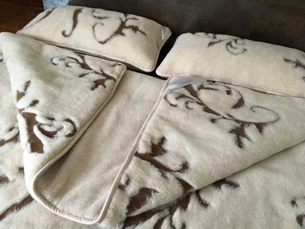 Pościel wełniana Camel z wełny wielbłądziej Boho 240x200 + Podkład wełniany