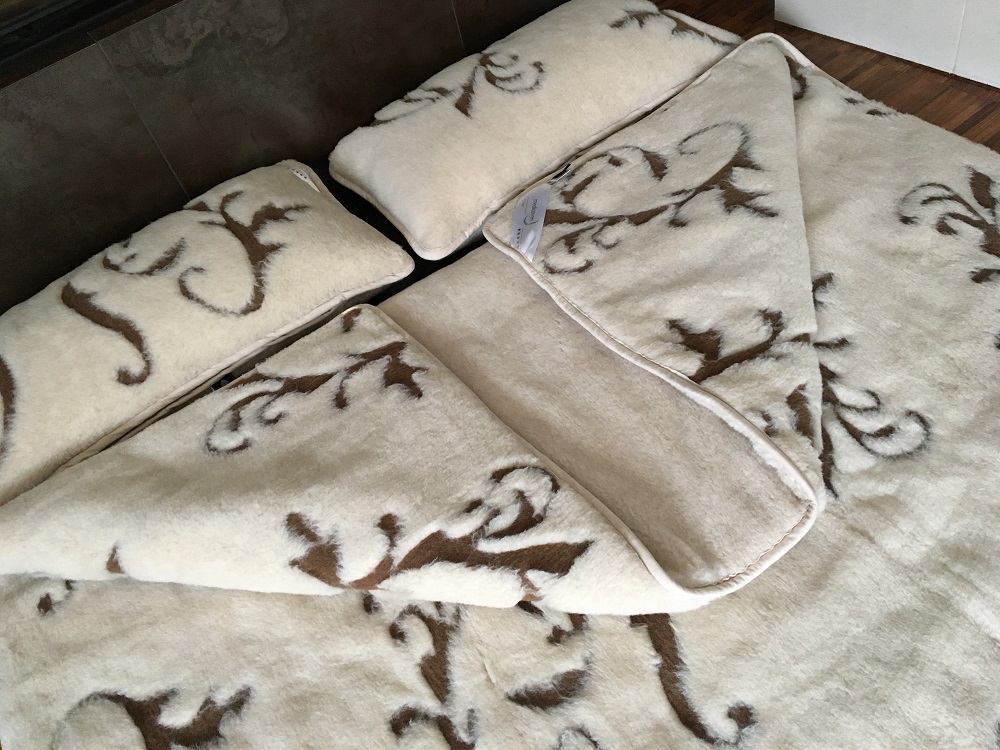 Pościel wełniana Camel z wełny wielbłądziej Boho 240x200 + Podkład wełniany