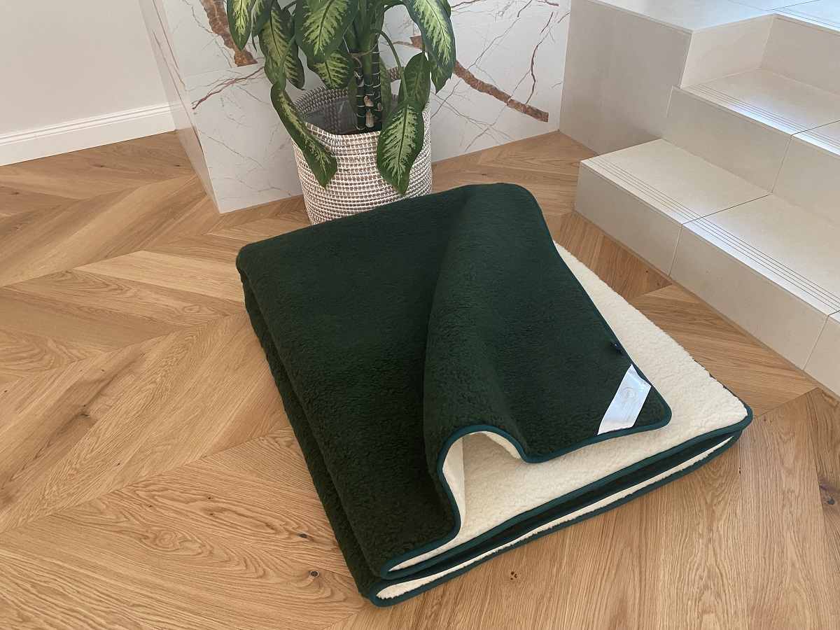 Kołdra z wełny Merynos Tumbler Mocna Zieleń + Tumbler Biały 160x200