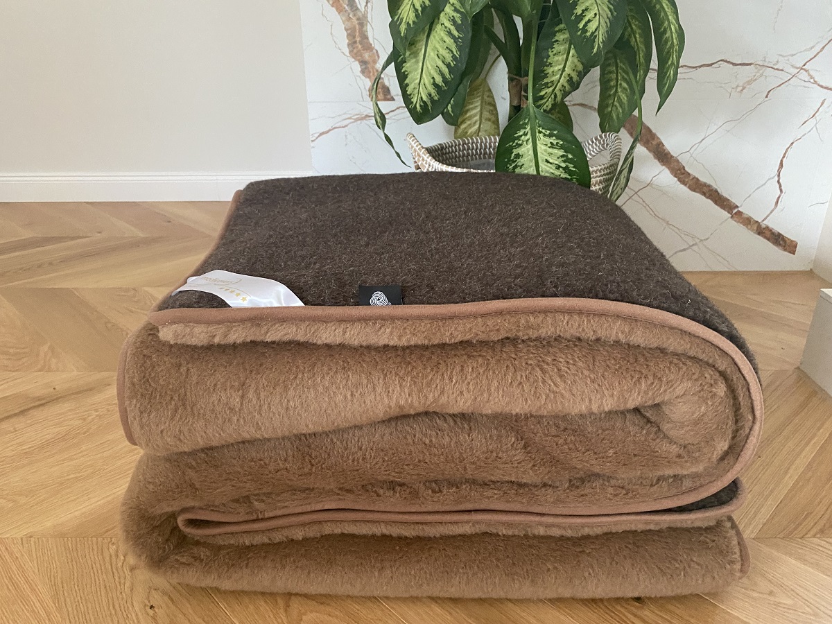 Kołdra z wełny Merynos Syberia Dziki Brąz + Camel Ciemny 140x200