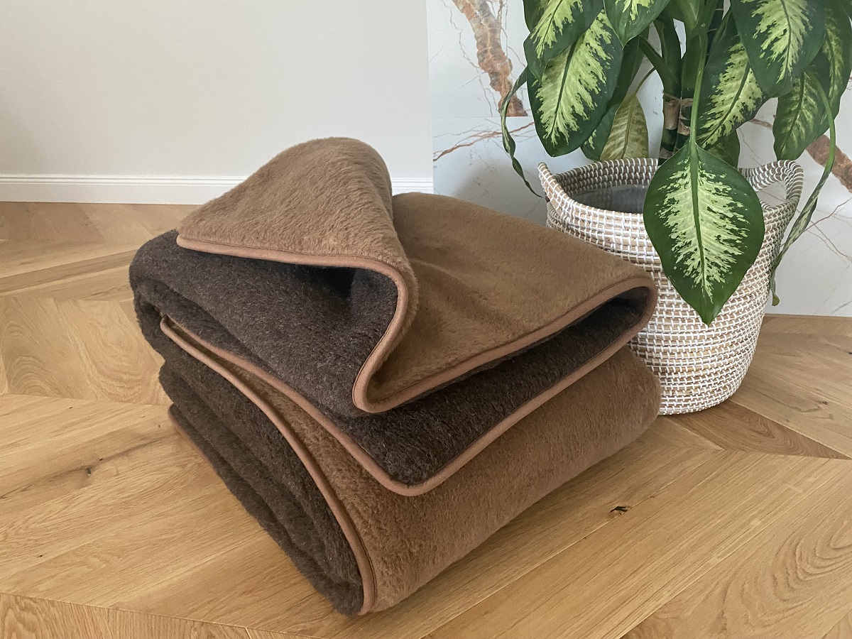 Kołdra z wełny Merynos Syberia Dziki Brąz + Camel Ciemny 140x200