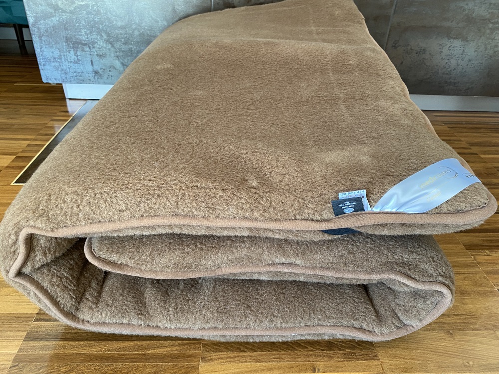 Materac z wełny wielbłądziej Camel Ciemny Królewski  90x200