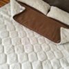 Pościel z wełny Alpaki Silver Caro Camel Ciemny 180x200 + Materac wełniany
