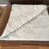 Pościel z wełny Alpaki Silver Caro Camel Ciemny 180x200 + Materac wełniany