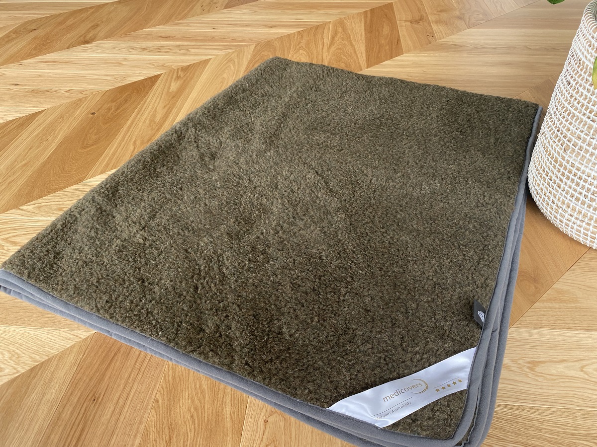 Podkład z wełny Merynos Tumbler Wojskowy Zielony  90x200