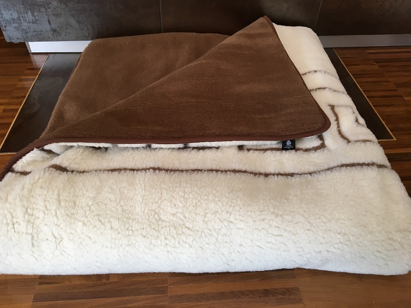 Pościel z wełny Camel Ciemny + Merynos Tumbler Greka 160x200 + Podkład wełniany