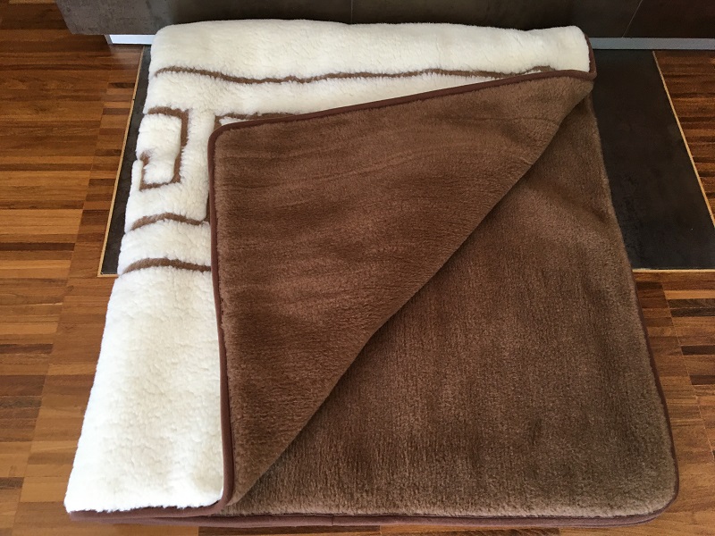 Pościel z wełny Camel Ciemny + Merynos Tumbler Greka 160x200 + Podkład wełniany