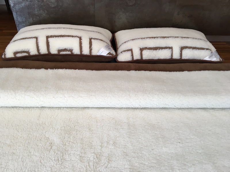 Pościel z wełny Camel Ciemny + Merynos Tumbler Greka 160x200 + Podkład wełniany