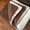 Pościel z wełny Camel Ciemny + Merynos Tumbler Greka 160x200 + Podkład wełniany