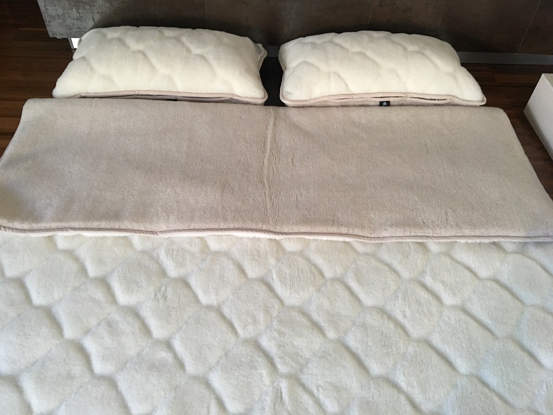 Pościel z wełny Camel Jasny + Kaszmir Caro 160x200 + Materac wełniany
