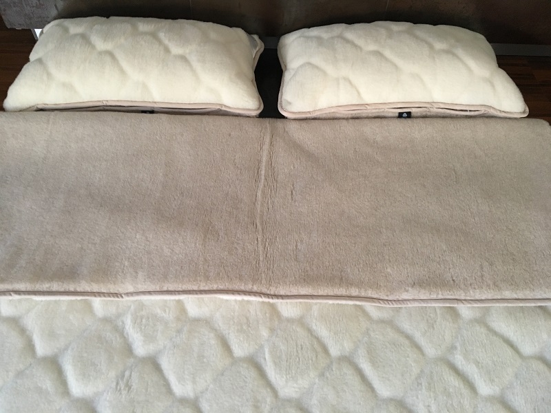 Pościel z wełny Camel Jasny + Kaszmir Caro 160x200 + Materac wełniany
