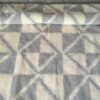 Posciel-welniana-alpaka-triangolialpaka-jasna-caro-140x200-17 Pościel z wełny Alpaki Silver Caro Alpaka Triangoli 140x200