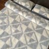 Posciel-welniana-alpaka-triangolialpaka-silver-gladka-160x200-33 Pościel z wełny Alpaki Silver Alpaka Triangoli 180x200
