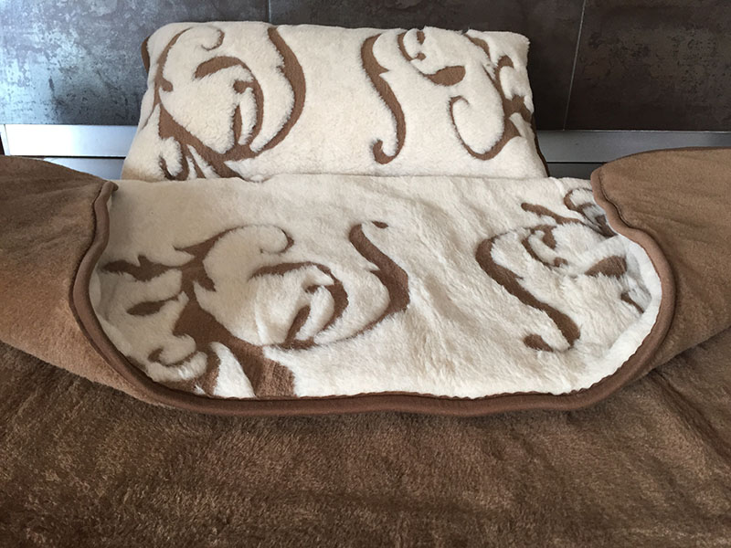 20 Pościel wełniana Camel z wełny wielbłądziej Szlachecka 140x200