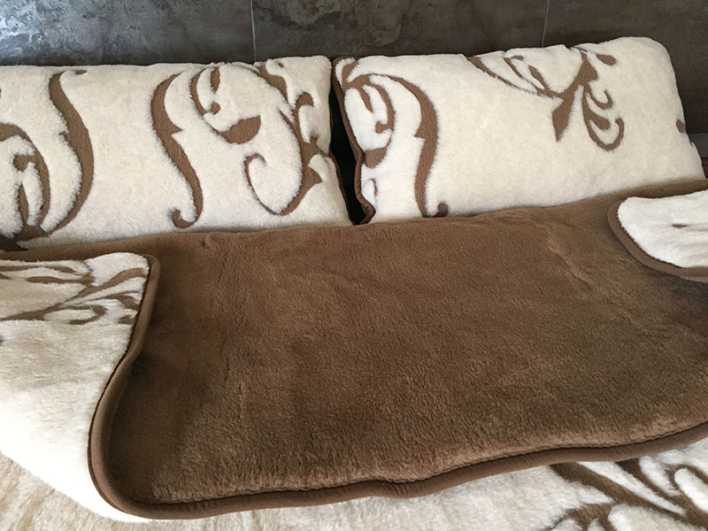 14 Pościel wełniana Camel z wełny wielbłądziej Szlachecka 200x200 + Materac wełniany