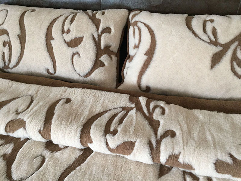 16 Pościel wełniana Camel z wełny wielbłądziej Szlachecka 200x200 + Materac wełniany