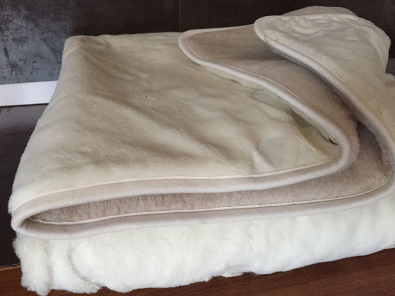 23 Kołdra z wełny Camel Jasny + Kaszmir Róża 140x200
