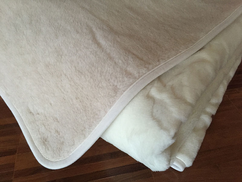 25 Kołdra z wełny Camel Jasny + Kaszmir Róża 140x200