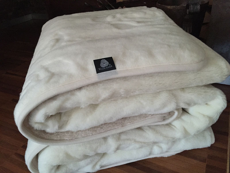 33 Kołdra z wełny Camel Jasny + Kaszmir Róża 140x200