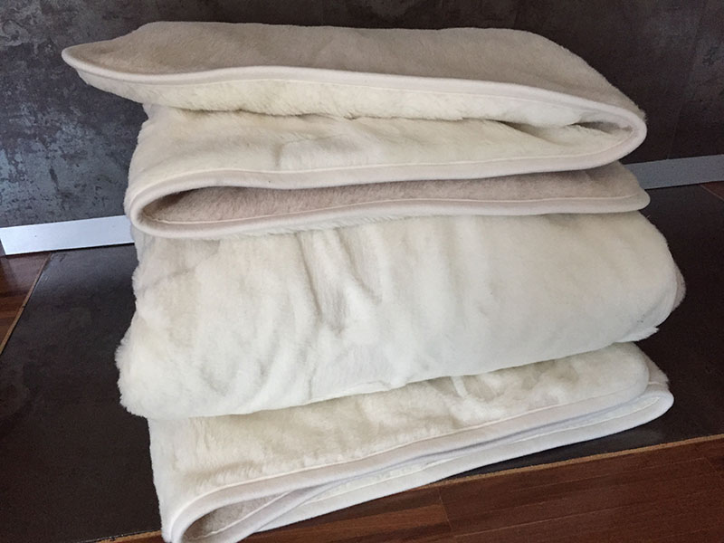7 Kołdra z wełny Camel Jasny + Kaszmir Róża 140x200