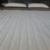 27 Pościel z wełny Camel Ciemny + Kaszmir Pasy 180x200 + Materac wełniany